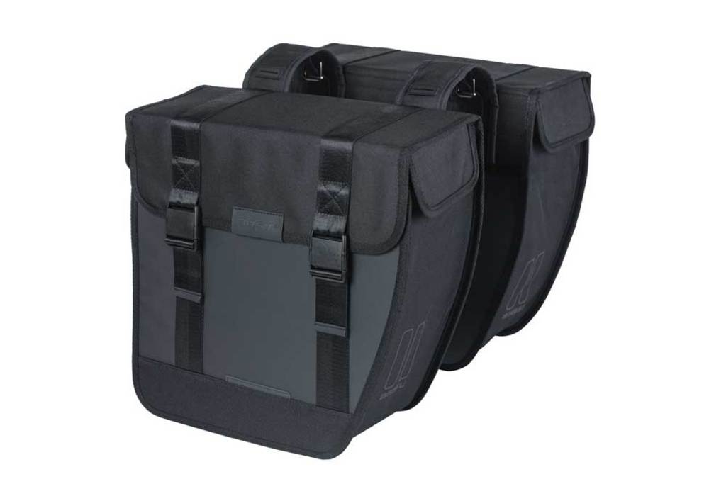 Dubbele-Fietstas-Basil-Tour-Waterproof-XL-Zwart-35-Liter Dubbele-Fietstas-Basil-Tour-Waterproof-XL-Zwart-35-Liter